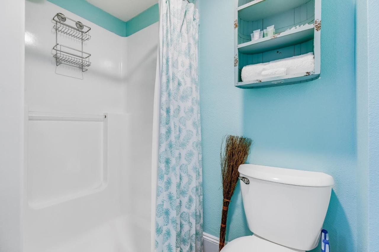 Villa The Quirky Whale Surfside Beach Exterior foto